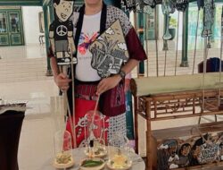 Memasuki Malam Satu Suro, Keraton Ngayogyakarta Hadiningrat Mubeng Benteng