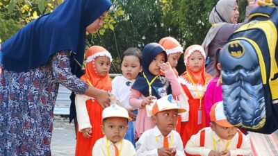 Hari Pertama Sekolah di TK Ikmal Ceria Dipenuhi Tawa dan Semangat Anak-Anak