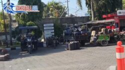 Puluhan Jeregen dan Drum Antri di SPBU 5469205 Sampang, Ketua KWRI DPC Sampang : Ada Indikasi Praktik Kecurangan