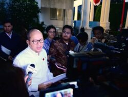 Pemerintah Dorong Reformasi Perizinan dan Pangkas Beban Bonus Manajemen BUMN