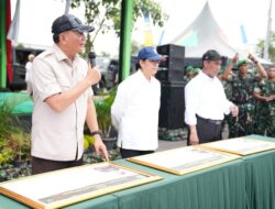 Menhan Bersama Menkeu dan Menkes Tinjau Pembangunan Batalyon Teritorial 843/Patriot Yudha Vikasa