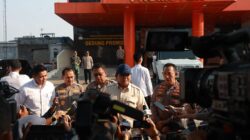 Presiden Prabowo Jenguk Masyarakat dan Anggota Polri di RS Bhayangkara Tingkat I