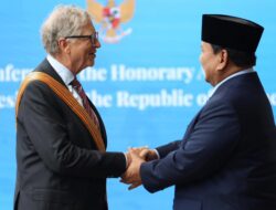 Presiden Prabowo Anugerahkan Bill Gate Bintang Jasa Utama 