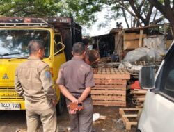 Tertibkan Bangunan Liar, Pemkot Tangerang Imbau Warga Bongkar Mandiri