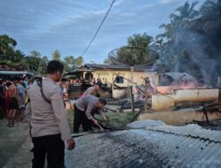 Tiga Rumah Hangus Terbakar di Manduamas