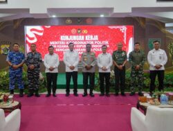 Kunjungi Papua, Menko Polkam Dorong Peran Generasi Muda Jaga Stabilitas dan Persatuan Bangsa