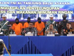 Konferensi Pers Penindakan Penyelundupan Ball Press dan Makanan Ilegal Senilai Rp 1,5 M