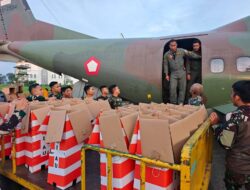 TNI AU Lanjutkan Airdrop di Blangkejeren, Dua Pesawat Dikerahkan Kirim 5.9 Ton Bantuan