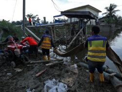 BNPB Bersama Pemkab Langkat dan Elemen Masyarakat Percepat Penanganan Banjir di 2 Kecamatan 