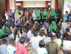 Persit Korem 023 PD I/BB Salurkan Bantuan dan Gelar Trauma Healing bagi Anak-Anak Korban Banjir dan Longsor