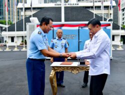 TNI AU Terima Hibah Kontainer Pendingin Portabel dari Kemenko Polkam RI