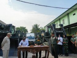 Kemenko Polkam Kirim Bantuan 20 Unit Mobil Penjernih Air pada Korban Bencana di Sumatera dan Aceh