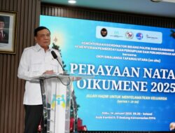 Rayakan Natal Oikumene Bersama Warga Tapanuli Utara, Menko Polkam : Anda Tidak Sendiri