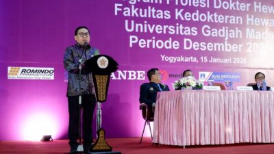 UGM Lantik dan Sumpah Dokter Hewan 2026, Kementan Tekankan Peranserta Program MBG