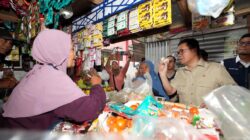 Kunjungi Pasar Cuplik Sukoharjo, Mendag Busan Pastikan Harga dan Pasokan Stabil Jelang Ramadan