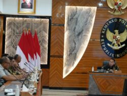 Kemenko Polkam Perkuat Sinergi Jamin Keamanan Penerbangan dan Fasilitas Publik Papua