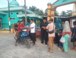 Silaturahmi Bersama Warga, Pemdes Bagan Bilah Bagi-Bagi Takjil 