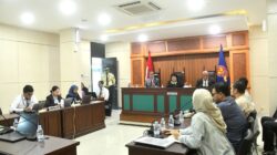 KPPU Lanjutkan Persidangan Tender Geomembrane PHR, Dua Saksi Investigator Beri Keterangan