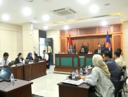 KPPU Lanjutkan Persidangan Tender Geomembrane PHR, Dua Saksi Investigator Beri Keterangan