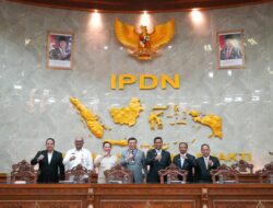 Menko Djamari Chaniago Beri Pembekalan di IPDN : Berani Perjuangkan Kebenaran Untuk Rakyat
