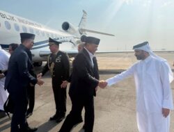 Menko Polkam Tiba di Doha, Sampaikan Belasungkawa Presiden Prabowo Atas Wafatnya Sheikh Hamad