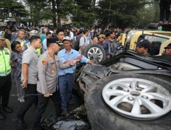 Tabrakan Beruntun 9 Kendaraan di Sibolangit, Polisi Evakuasi Korban dan Normalkan Arus Lalin