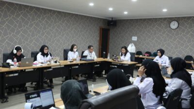 Plt Deputi Rehabilitasi BNN RI, dr. Amrita Devi saat membuka pelatihan petugas rehabilitasi di Jakarta