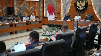 Rapat koordinasi Kemenko Polkam-RI dengan BNPB, TN-POLRI, Pemda Jayawijaya Papua, untuk percepatan rehabilitasi Jayawijaya Papua