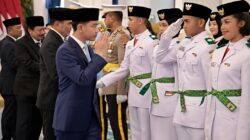 Resmi Dikukuhkan Wapres Gibran 76 Anggota Paskibraka 2026 Siap Bertugas di HUT ke-81 RI