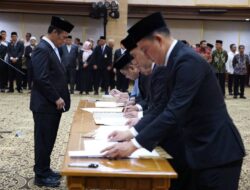 Lantik Puluhan Pejabat, Mentan Amran Tegas: Jangan KKN, Tingkatkan Kinerja