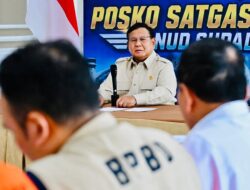 Agenda Lengkap Presiden Prabowo di Kalbar: Pimpin Rapat Karhutla, Tinjau Desa Limbung & Instruksi Tambah Pompa