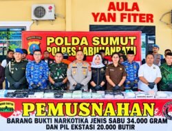 Konferensi Pers Pemusnahan Sabu dan Pil Ekstasi di Polres Labuhanbatu