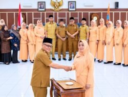 Sekwan DPRD Labuhanbatu Kukuhkan Pengurus DWP, Ny. Rini Afrianty Resmi Jadi Ketua